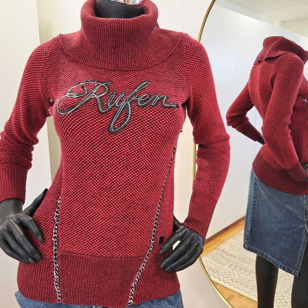 Vintage Y2K Rüfen top, red, logo & chain detail, streetwear S‑M